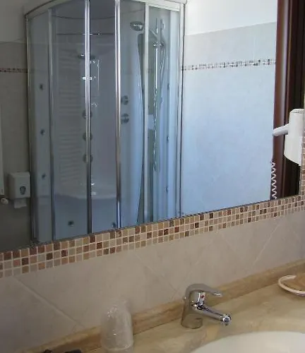 Отель Del Parco 3*